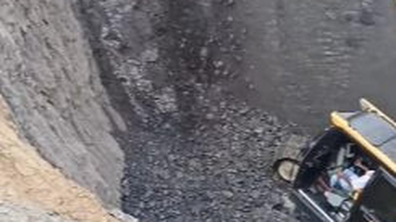 Ini Bukti Bumi Indonesia Berisi 'Harta Karun', Bukit Dikeruk Isinya Batubara Semua