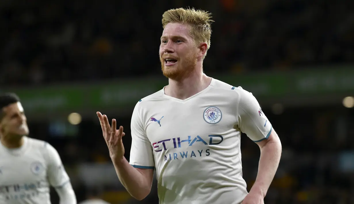 Kevin De Bruyne kini memiliki koleksi sebanyak 15 gol usai berhasil mencetak quattrick dalam kemenangan 5-1 Manchester City atas Wolverhampton pada 12 Mei 2022 lalu. Ia juga merupakan pencetak gol terbanyak untuk calon kuat juara Liga Inggris musim ini, Manchester City. (AP/Rui Vieira)