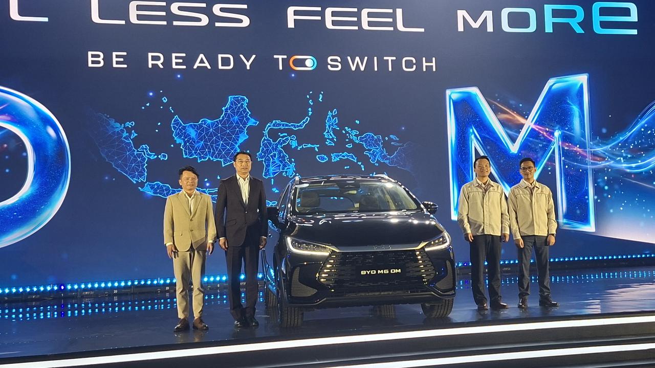 Alasan BYD Pasang Teknologi DM di Model M6