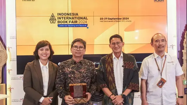 Singgung Budaya Baca Buku di Indonesia, Sandiaga Uno: Pemimpin yang Baik Harus Banyak Baca