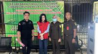 Kejaksaan Agung melalui Tim Penyidik Jaksa Agung Muda Bidang Tindak Pidana Khusus (Jam Pidsus) telah menetapkan MW selaku Ibu kandung dari terpidana Ronald Tannur sebagai tersangka. (Liputan6.com/ Dian Kurniawan)