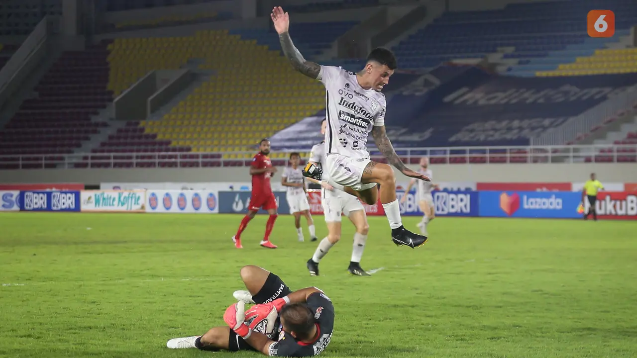 Foto: Hasil BRI Liga 1, Persija Jakarta Gagal Eksekusi Penalti dan Bali United yang Banyak Buang Peluang