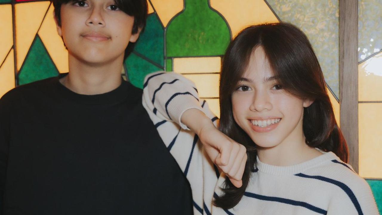 7 Potret Jeremiah Alric Anak Wulan Guritno yang Sudah Remaja, Si Bungsu tapi Tingginya Sudah Melebihi Ibu dan 2 Kakaknya