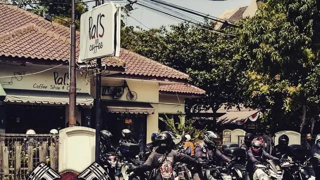 Kafe di Berastagi