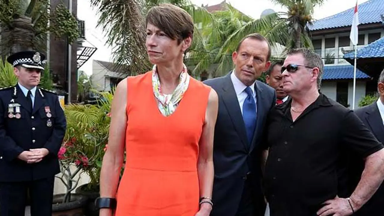 abbot-131009b.jpg
