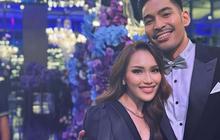 Potret Ayu Ting Ting Hadiri Pernikahan Kevin Sanjaya, Foto Bareng Robby Purba Curi Perhatian