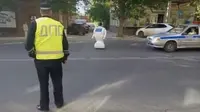 Robot Percobaan Melarikan Diri dari Laboratorium, Jalanan Macet