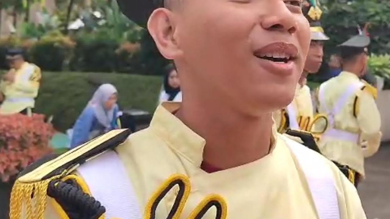 Pelajar Lulus Pendidikan di Barak Militer