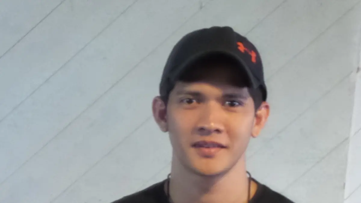 Iko Uwais Optimistis Film Headshot Raih 2 Juta Penonton - Entertainment
