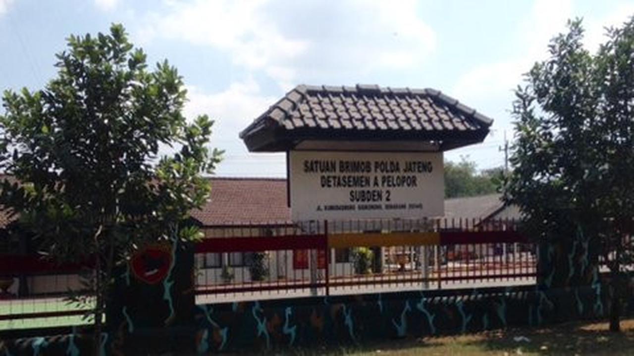 Diserang TNI, anggota Brimob di markas Simongan dilarang keluar