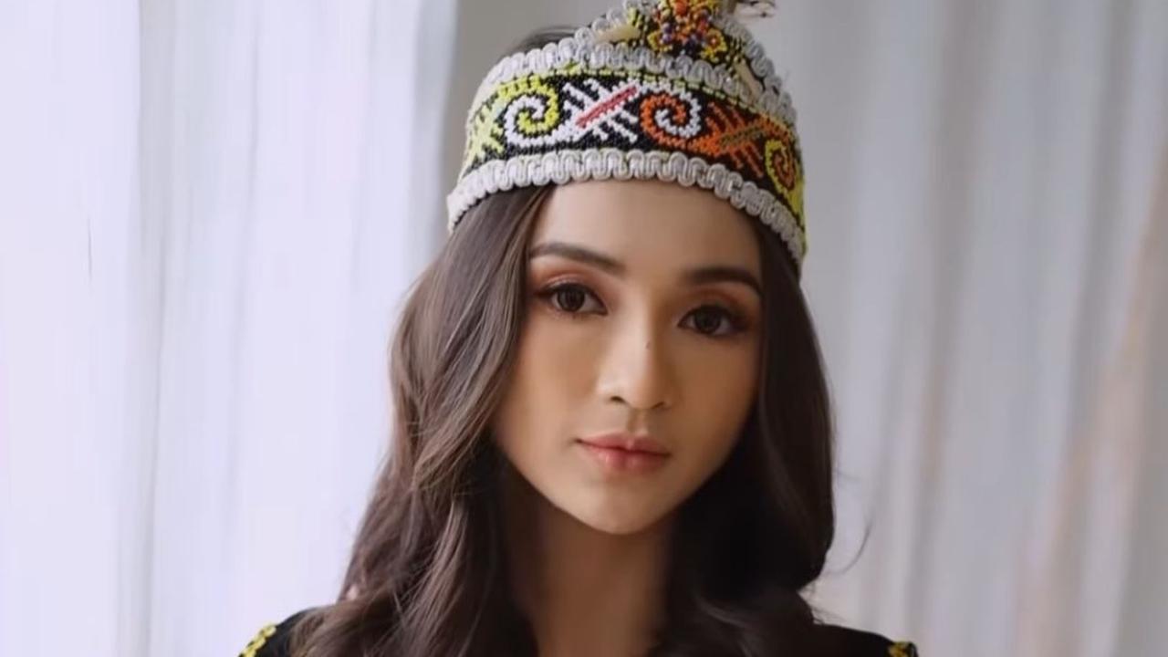 Ada juga yang menyebut penampilan Furry Citra bak barbie.<br>