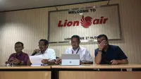 Pihak Lion Air menggelar konferensi pers mengenai laporan KNKT (Liputan6.com/ Ady Anugrahadi)