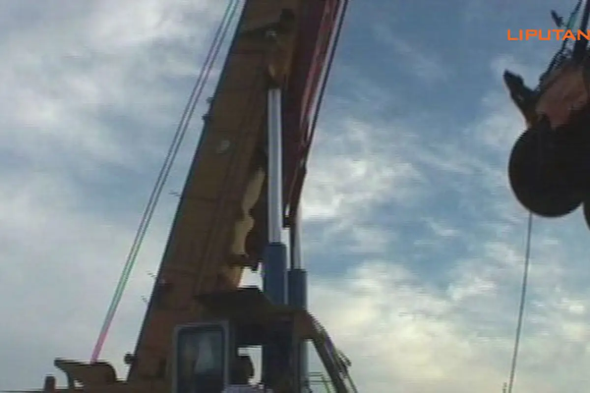 dermaga-ambruk130729b.jpg