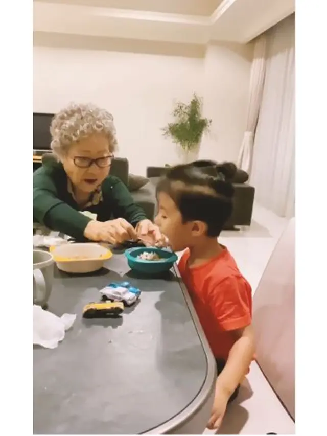 6 Momen Rini Yulianti Bertemu Mertua dari Korea Selatan, Penuh Kebahagiaan