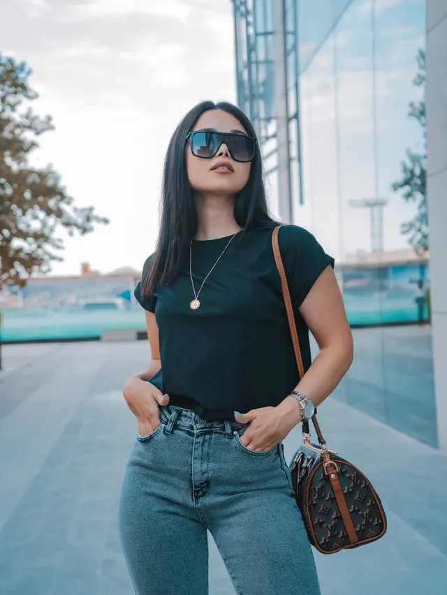 Gaya Chic Cocok bagi Penggemar Fashion yang Praktis