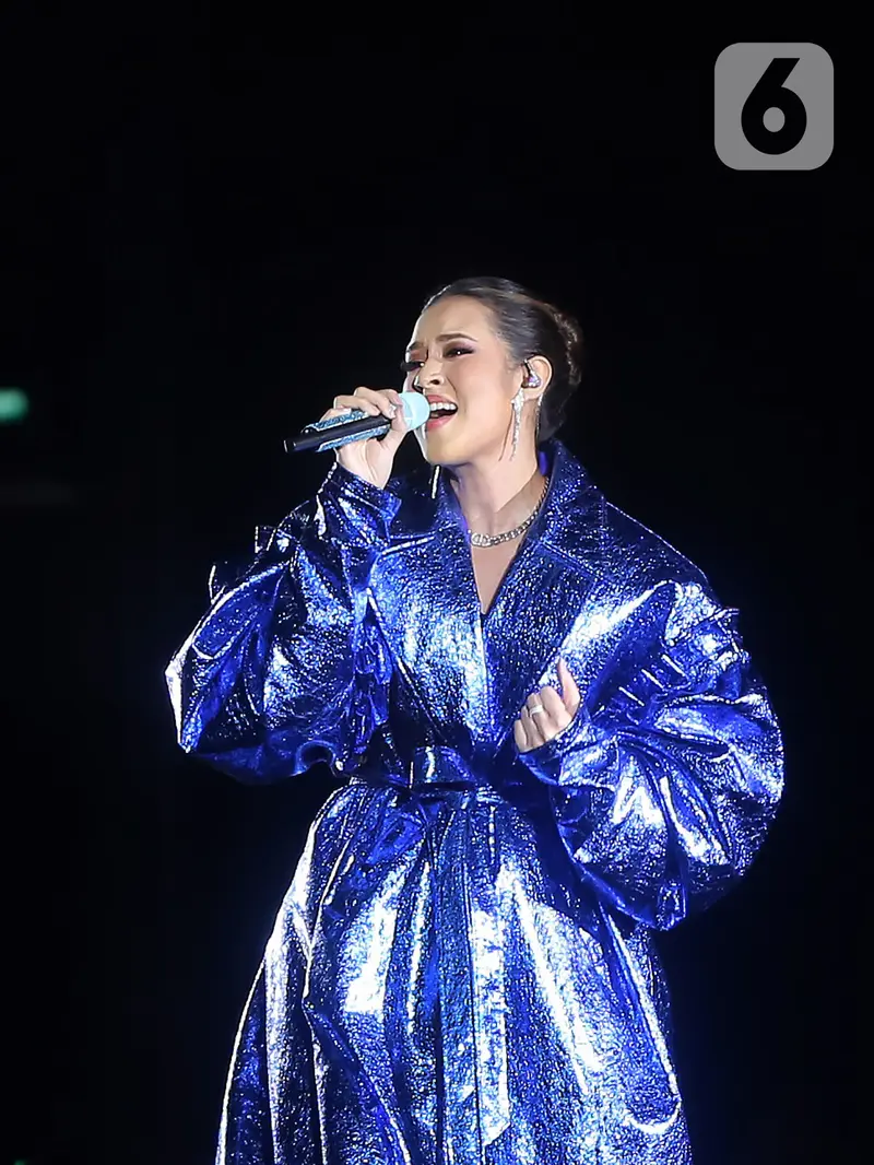 Cetak Sejarah, Raisa Jadi Penyanyi Perempuan Pertama yang Konser Tunggal di SUGBK