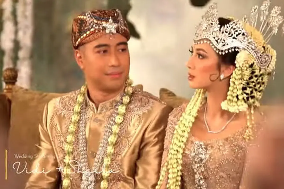 Vidi Aldiano dan Sheila Dara menikah