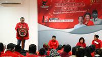 Sekretaris Jenderal PDI Perjuangan Hasto Kristiyanto  menghadiri syukuran selesainya renovasi kantor DPC PDIPJakarta Timur, Sabtu sore (26/3/2023). (Foto: Dokumentasi PDIP).