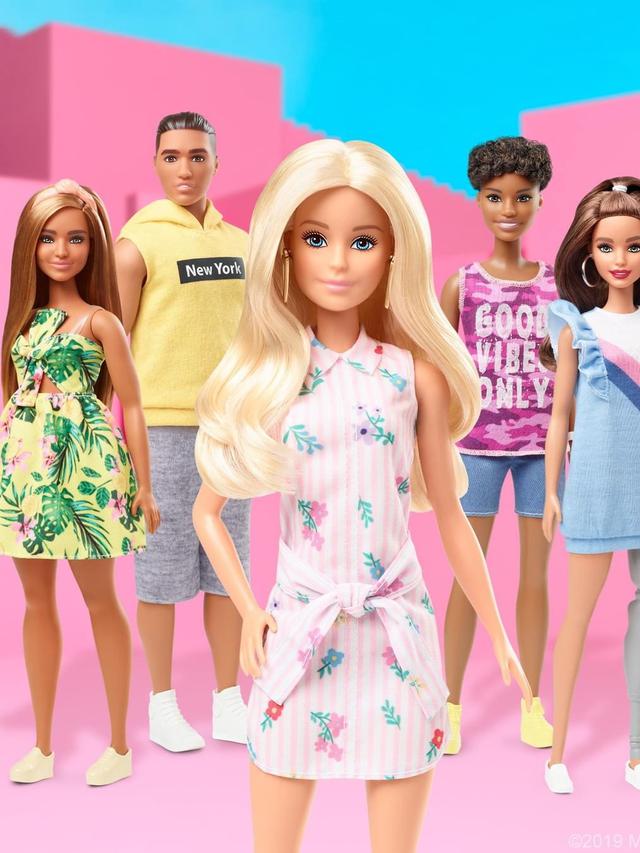 4 Koleksi Boneka  Barbie  yang Gambarkan Keragaman 