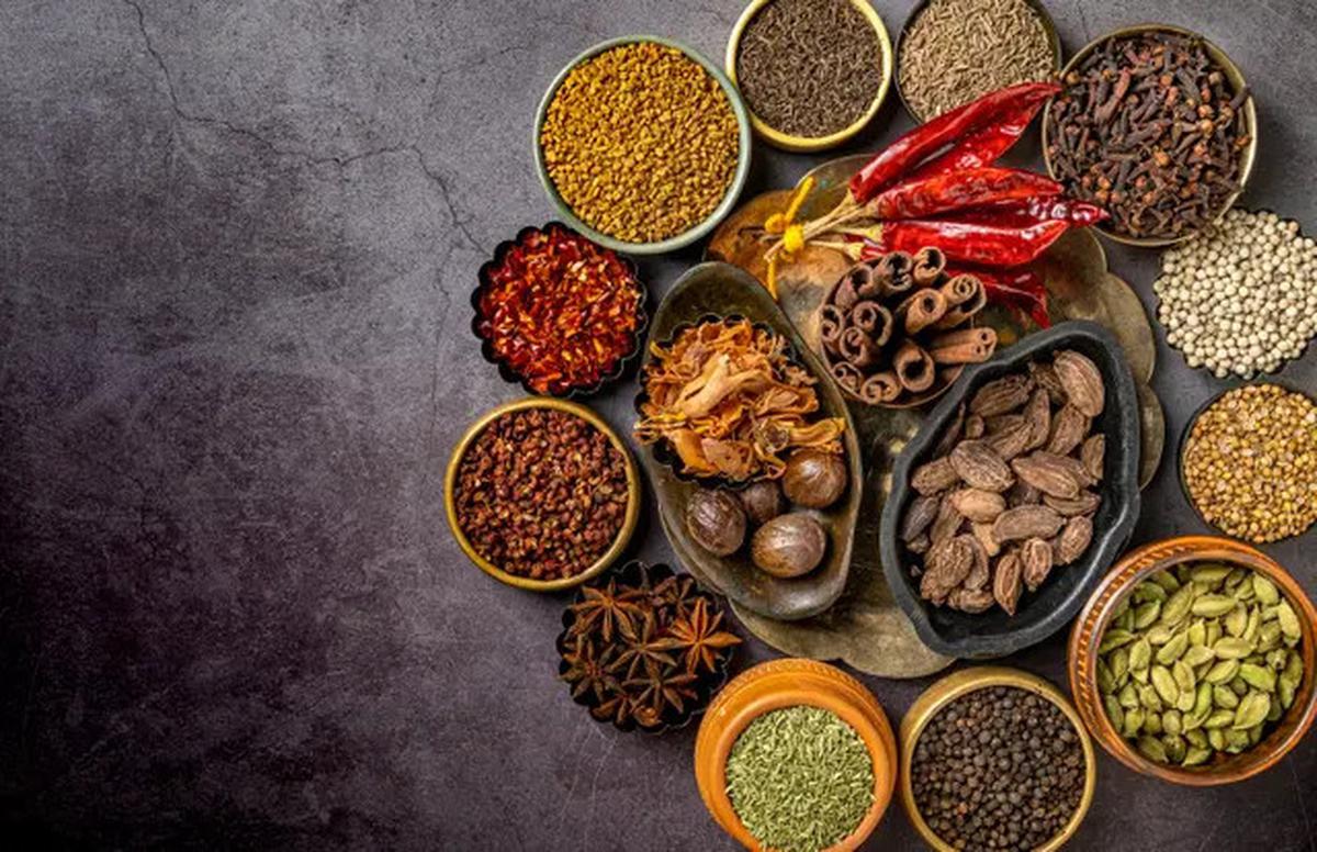 Bumbu Beku vs Bumbu Kering, Mana yang Lebih Tahan Lama?