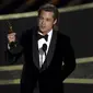 Brad Pitt menang di Piala Oscar 2020 (AP Photo/Chris Pizzello)