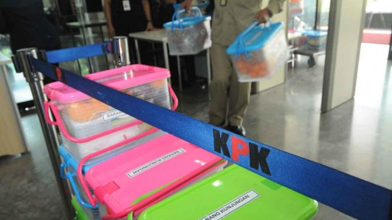 Jelang Lebaran, barang para tahanan KPK diperiksa sinar X