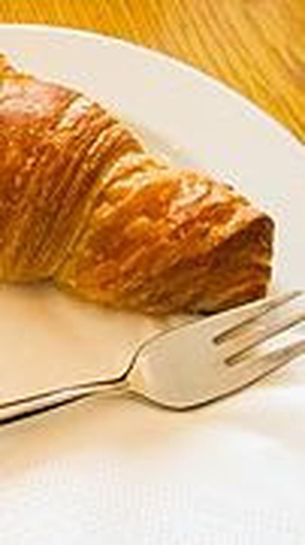 Croissant sendiri merupakan jenis pastry yang sering diinovasikan menjadi berbagai jenis bakery baru.
