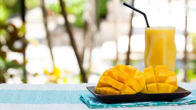 Segarnya Mango Green Tea Smoothie yang Kaya Manfaat
