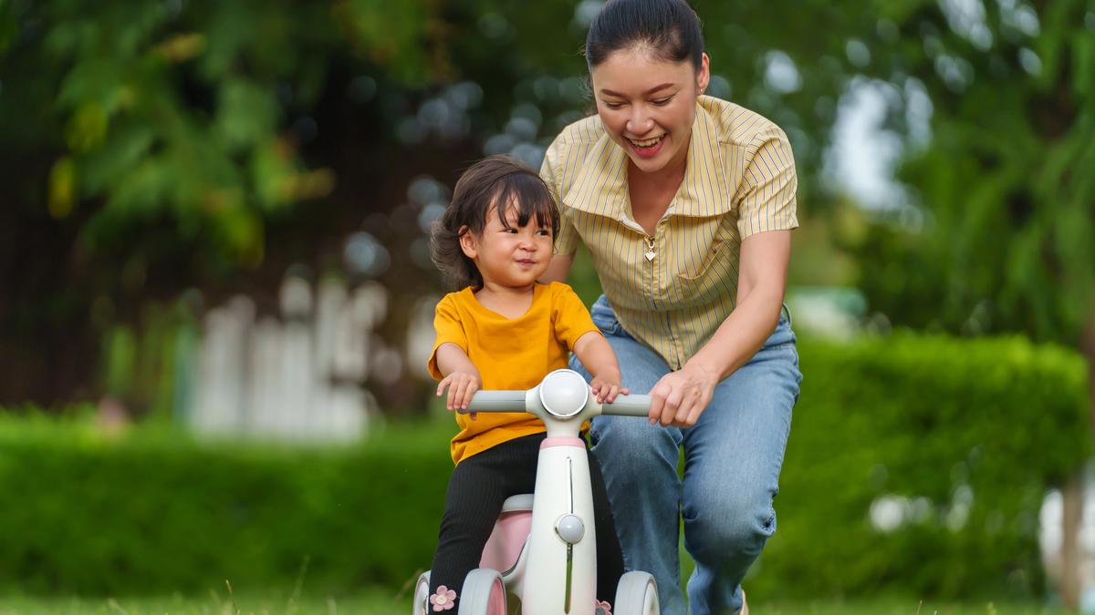 5 Tips Melatih Kesabaran pada Anak Balita sejak Usia Dini