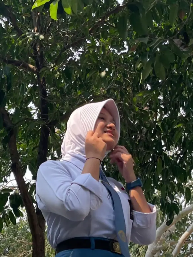 Cahya Adik Happy Asmara