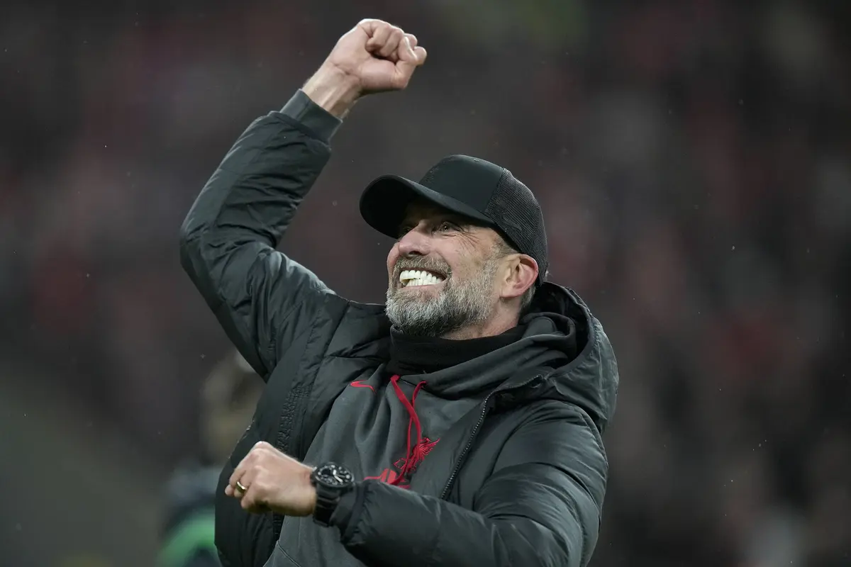 Foto: Senyum Semringah Jurgen Klopp saat Bawa Liverpool Sabet Trofi Carabao Cup di Musim Terakhirnya