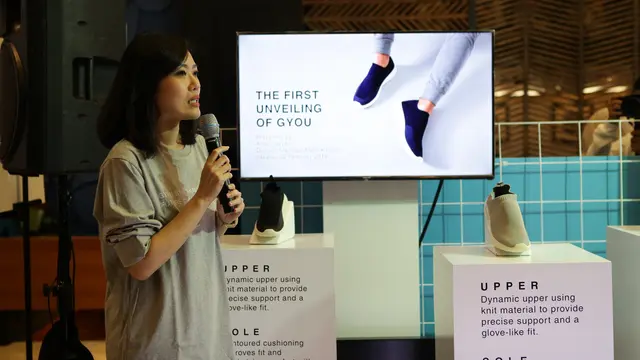 [Bintang] Pencinta Sneakers, Wajib Koleksi Sepatu Keren Kekinian Dari Brand Ini