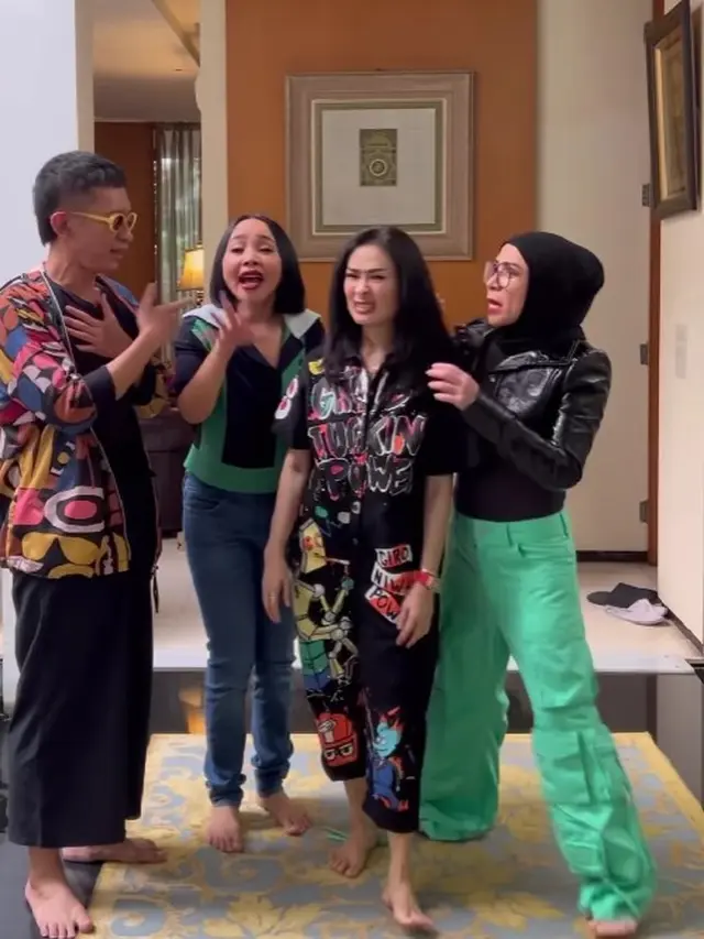 Aming dan Melly Goeslaw Bikin Konten Tanggapi Netizen