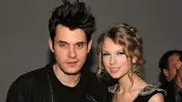 Ajak Duet, Taylor Swift Kembali ke Pelukan John Mayer?