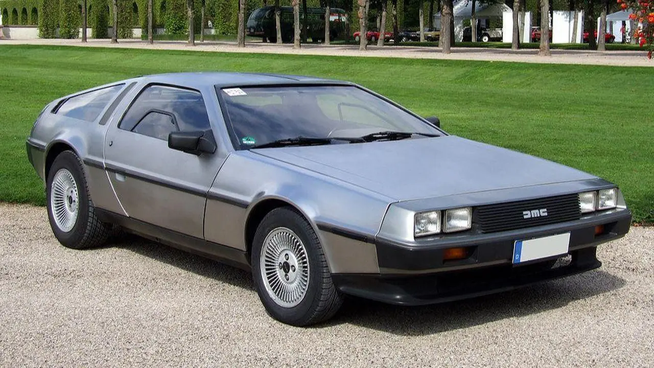 Legendary Car Brands That Do No Longer Exist