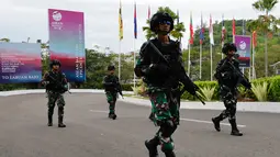 Sebanyak 12.000 personel TNI-Polri dikerahkan untuk mengamankan pelaksanaan KTT ASEAN ke-42 di Labuan Bajo. (Photo by WILLY KURNIAWAN / POOL / AFP)