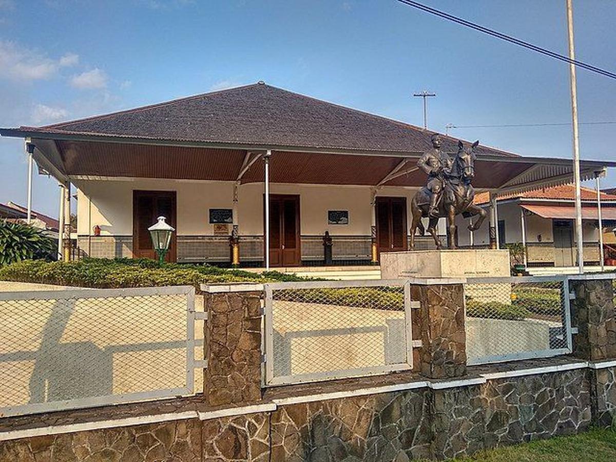 Doa Keluar Rumah
