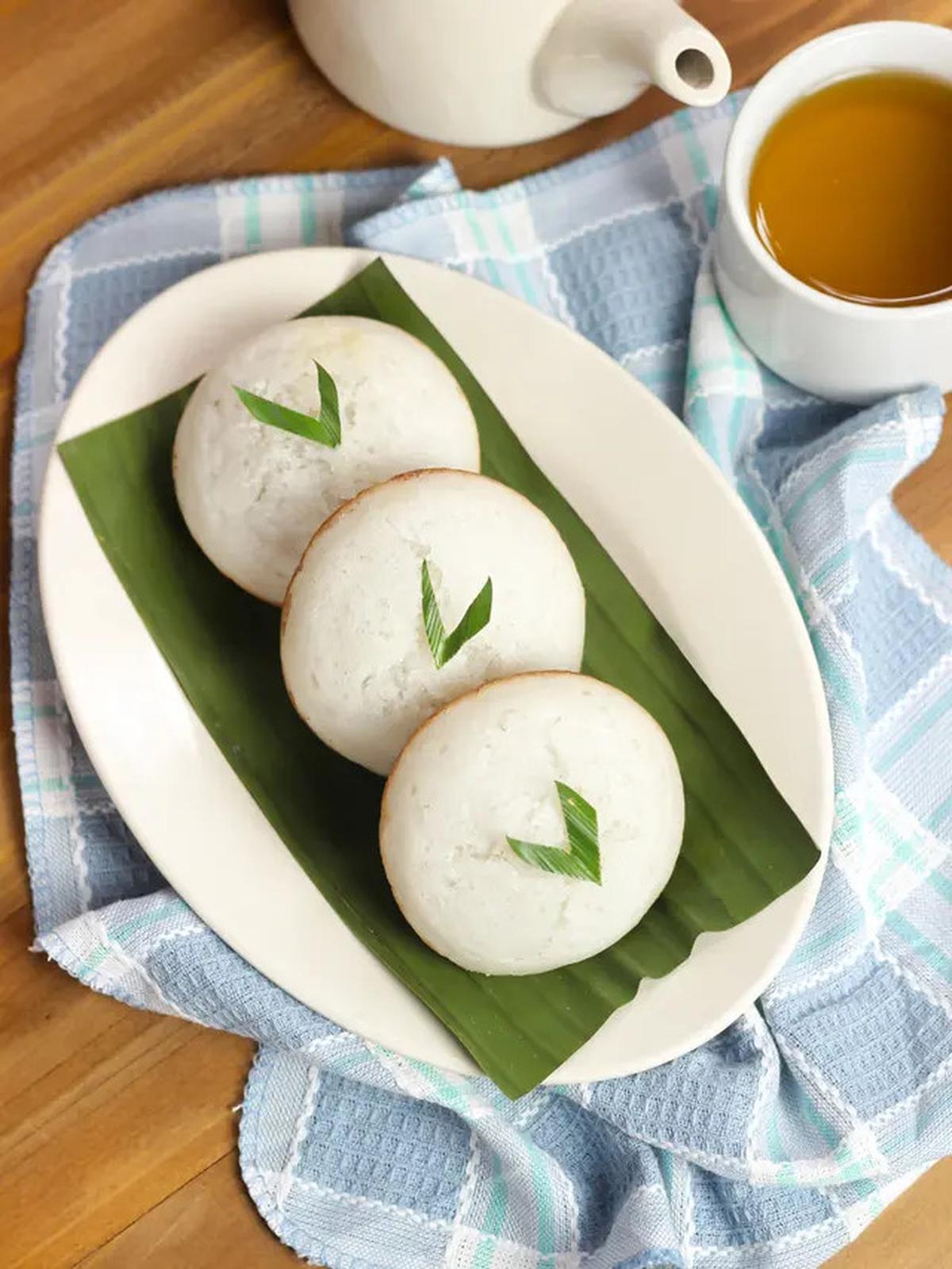 Cara Mudah Membuat Kue Apem Beras yang Empuk dan Lembut di Rumah