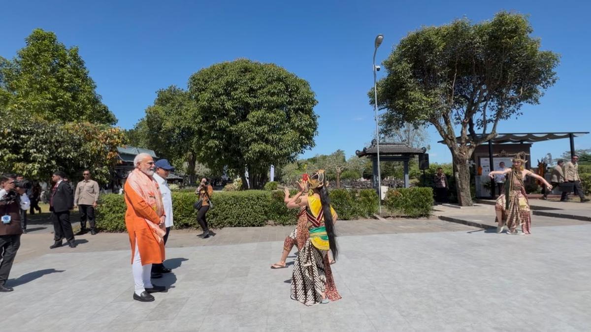 Tiba di Prambanan, Prabowo dan PM Modi Disambut Tarian Rama Shinta