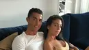 Ketika anak kembarnya lahir, Cristiano pun mengungkapkan kesenangannya juga serta pembelajaran yang ia terima menjadi ayah dan mengurus buah hatinya tersebut. (Instagram/cristiano)