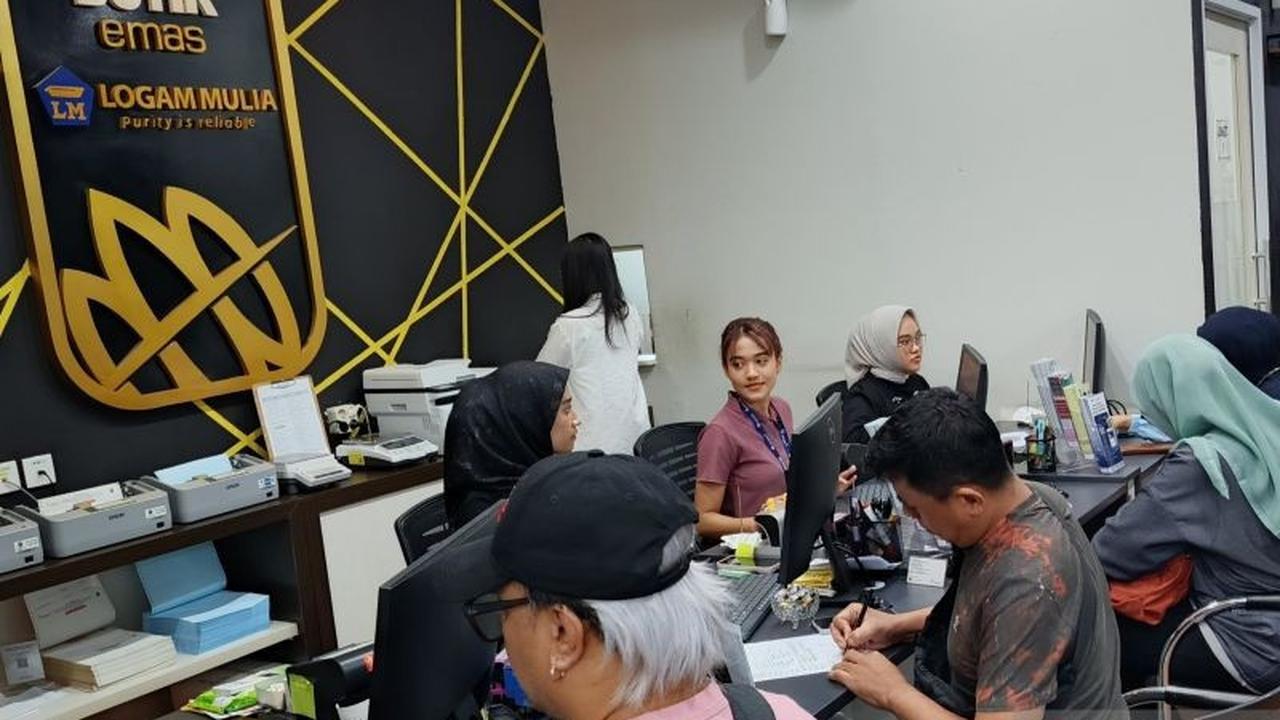 Harga Emas Antam Hari Ini Naik Rp5.000: Cek Rincian Lengkap dan Aturan Pajak Terbaru!
