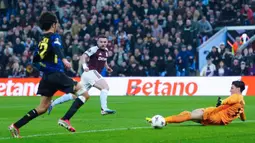 Bermain di hadapan pendukung sendiri, dua gol Aston Villa dicetak John McGinn di menit ke-54 dan Leon Bailey di menit ke-86. (David Davies/PA via AP)
