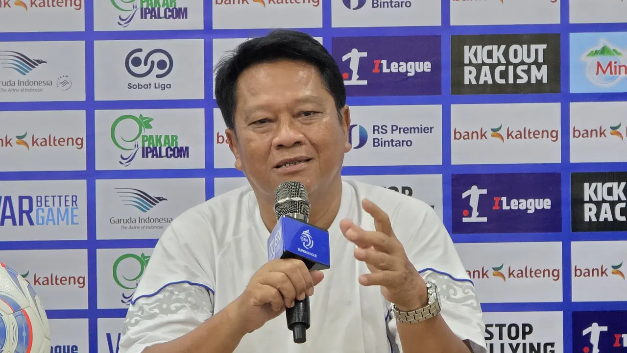 Pelatih Isenmulang FC, Mundari Karya