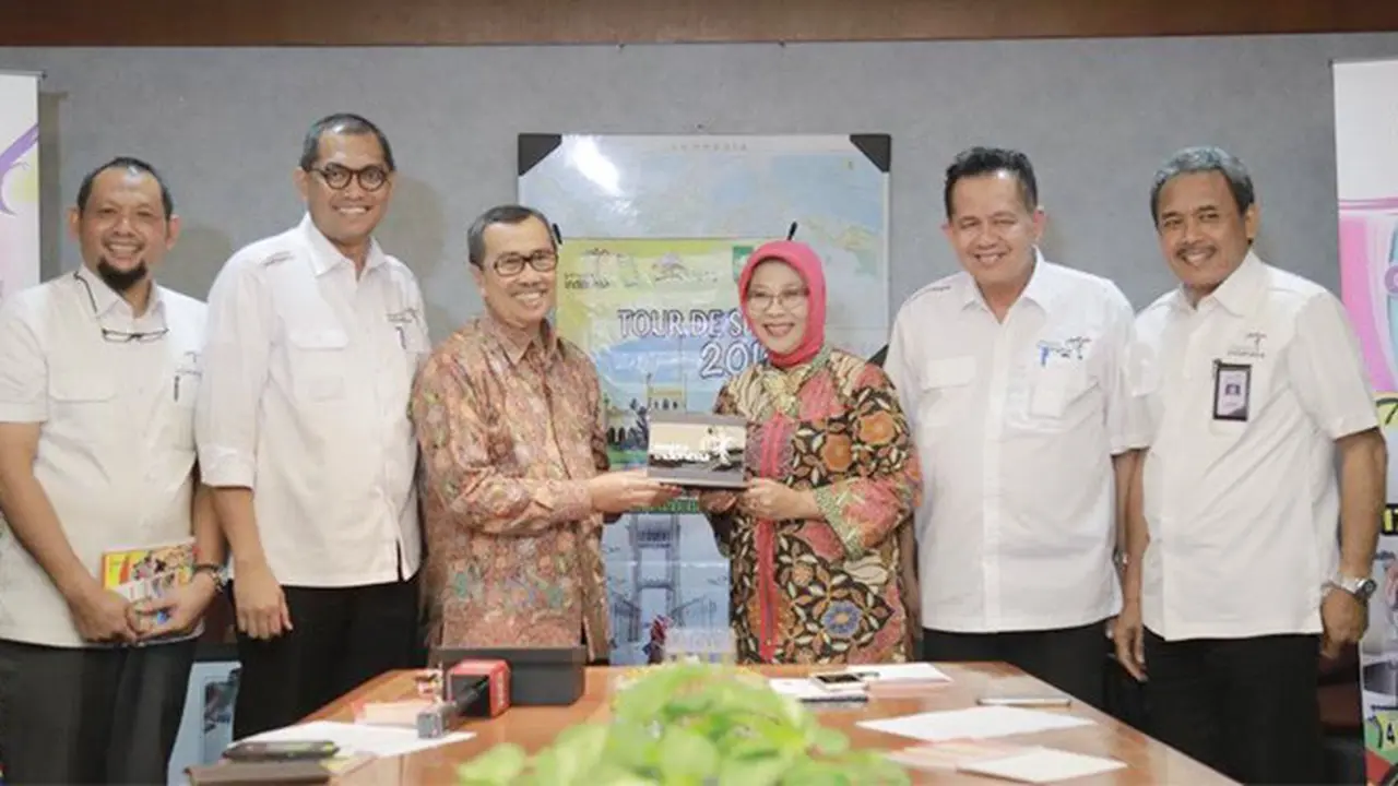Tour de Siak 2016 yang masuk dalam kalender rutin Union Cycling International (UCI) akan berlangsung pada 17-22 Oktober 2016.