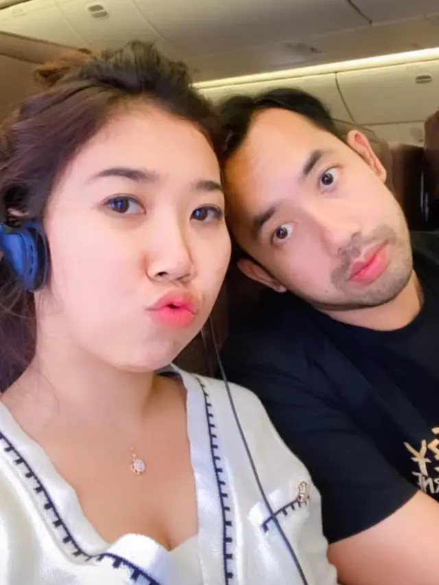 Kiky Saputri liburan di Korea