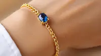 7 Model Gelang Emas Rantai 5 Gram dengan Permata, Jadi Gaya Terpopuler Tahun Ini