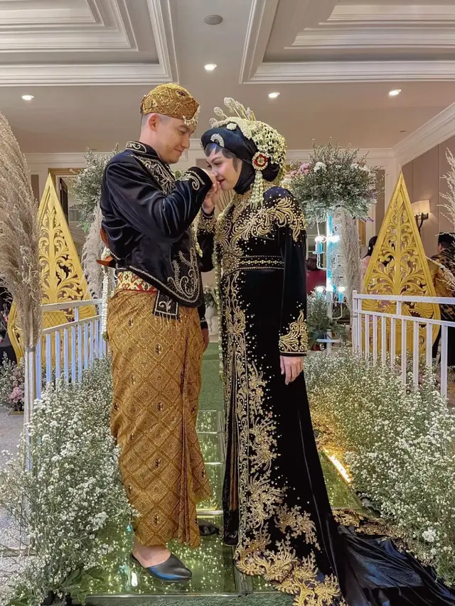 Potret Nabila dan Firman Menikah (Instagram/@vatemat)