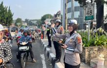 Tahukah Anda? Jalur Puncak Selalu Padat, Polres Bogor Siagakan 100 Personel untuk Pengamanan Arus Libur Maulid Nabi