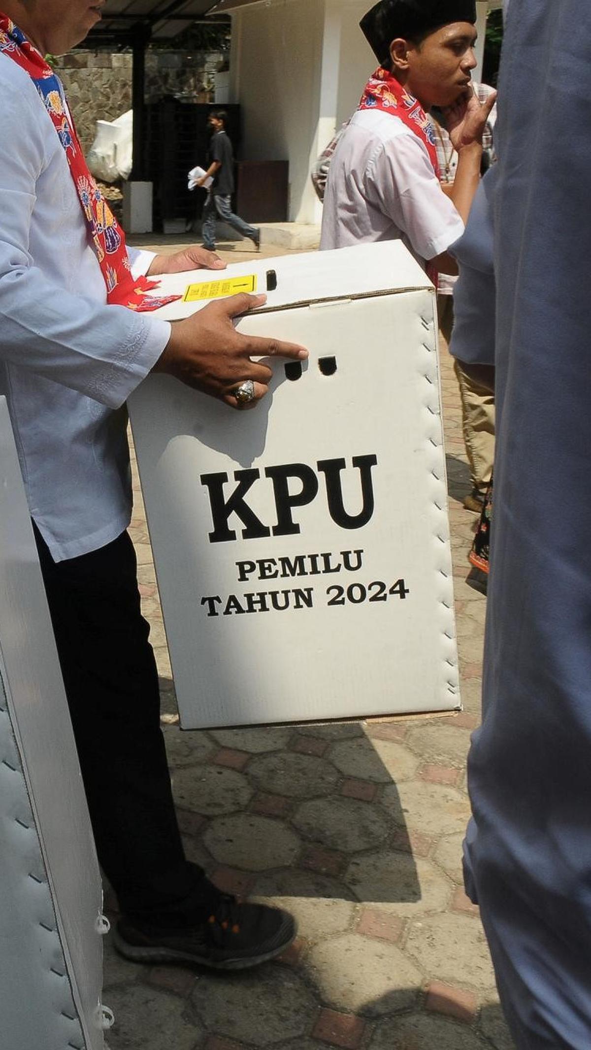 Sementara itu, Pilkada 2024 akan digelar pada 27 November 2024.