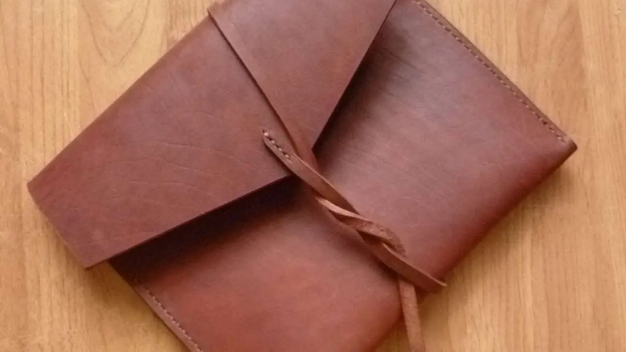 Tutorial Membuat Clutuch Bag Sendiri dalam Waktu 30 Menit